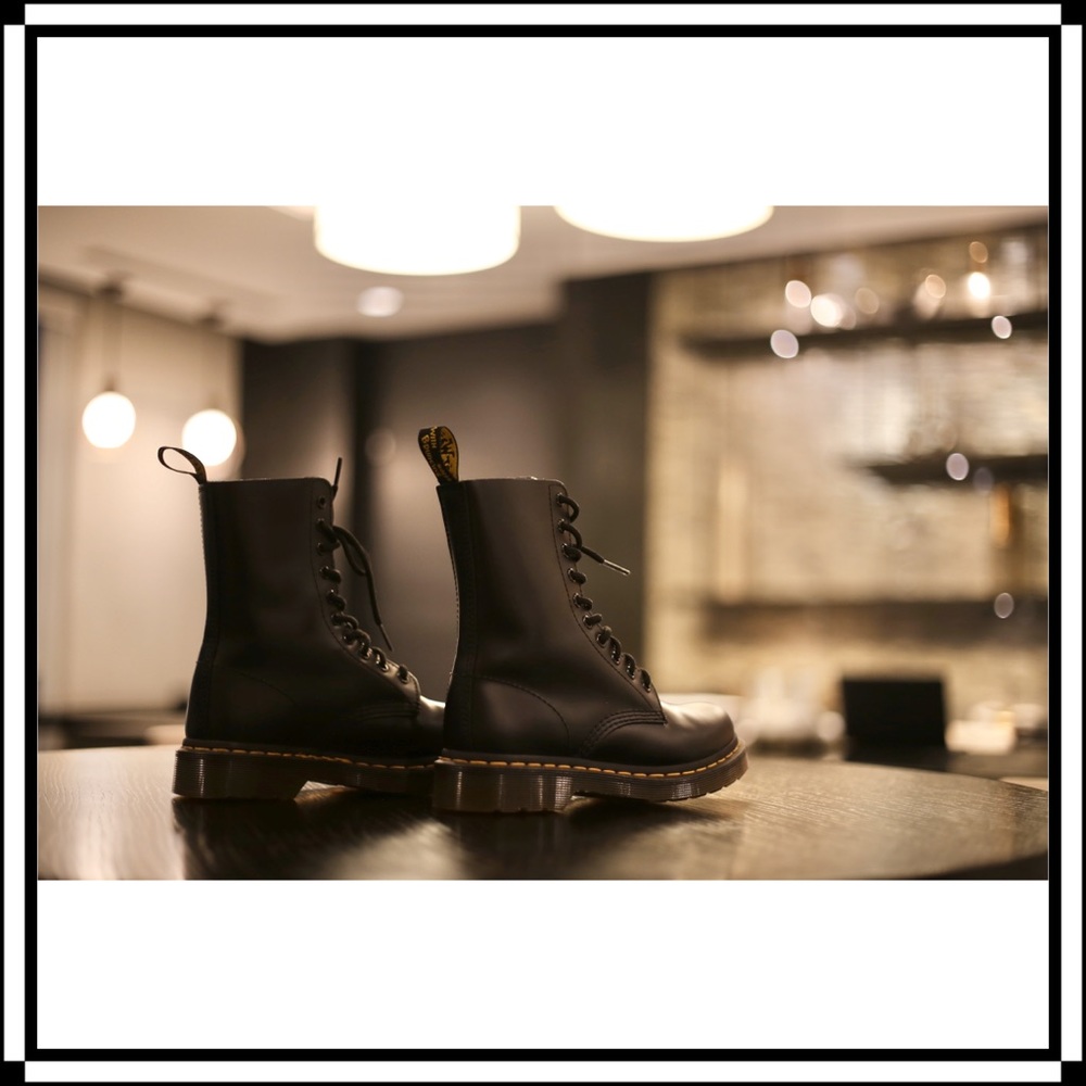 LAST CHANCE Dr. Martens Boots 10 eye